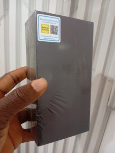 New Samsung Galaxy S10 128gb