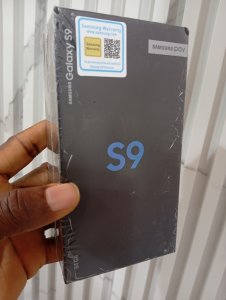 New Samsung Galaxy S9 64gb