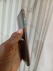 Apple iPhone XS Max, 256GB, Face ID, True Tone, UK Used Phone, Gold