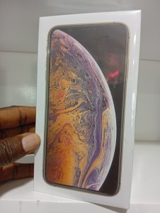 New iPhone XS Max, 256GB, Gold