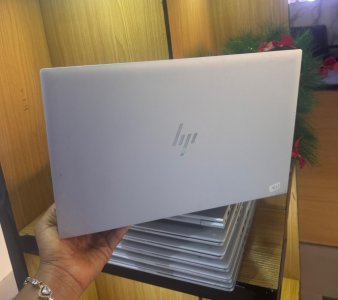 HP EliteBook 830 G8 Notebook PC, Intel Core i5 - 11th Gen, 8GB RAM, 256GB SSD NVMe.
