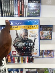 PS4 The Witcher 3 Wild Hunt, Brand New