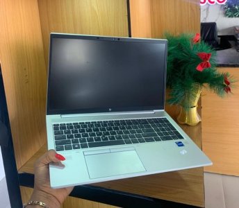 HP EliteBook 850 G8 Laptop, 8GB RAM, 256GB NVMe.
