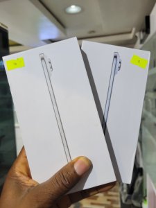 iPhone 17 Air, 256GB, Type-C, Brand New