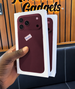 Apple iPhone 18 Pro 512GB Burgundy